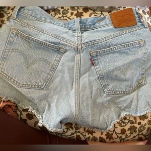 Levi’s shorts